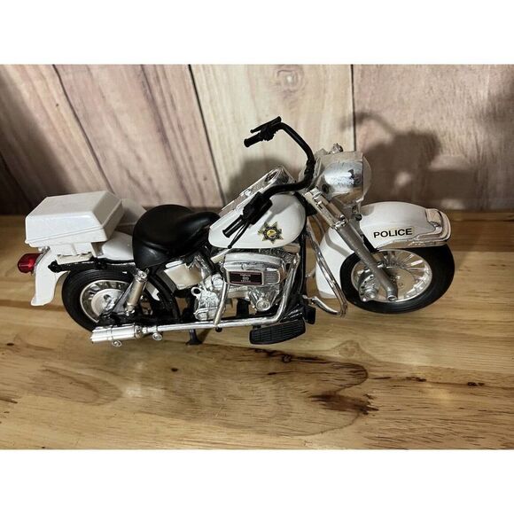 COLLECTABLE US POLICE MOTORCYCLE MODEL - Picture 6 of 7